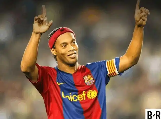 决定让他暂 决定让他暂