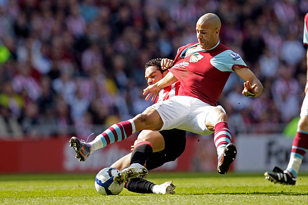 何足球俱乐 何足球俱乐