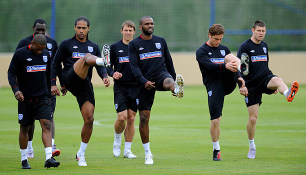 指挥队员进 指挥队员进